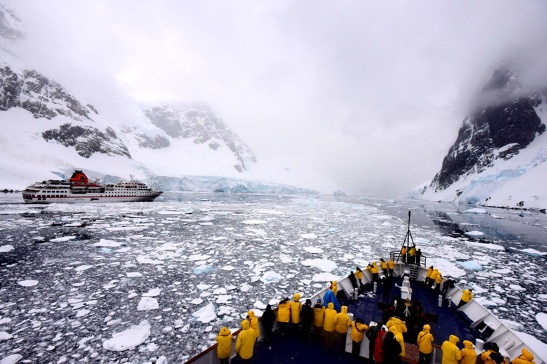 2014 11 21 (Antarctica - 0460 - Lamarie Channel)